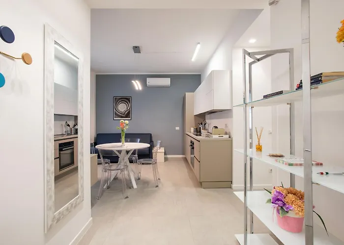 6 Fermate Dal Centro, Residenza Marchese * Rom