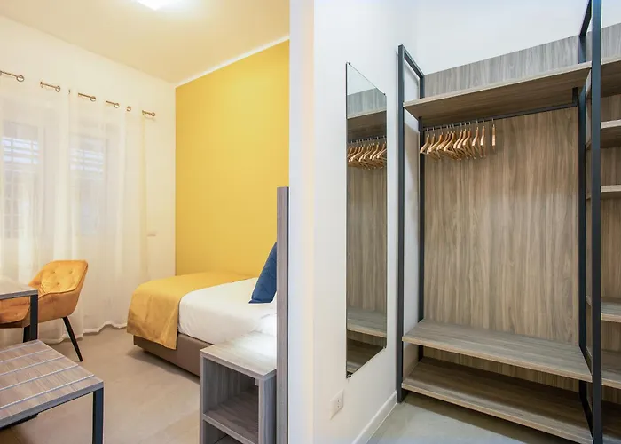 6 Fermate Dal Centro, Residenza Marchese Apartment Rom
